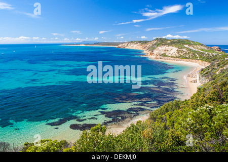 Point Nepean et Port Phillip Bay sur une chaude journée d'été à Victoria, Australie Banque D'Images