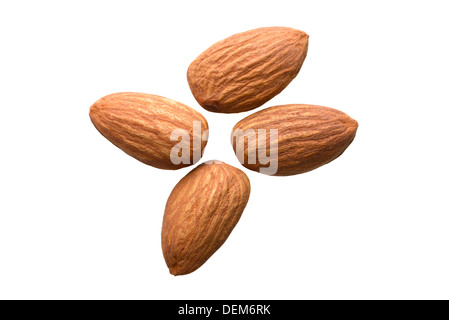 Des collations et des aliments : amandes décortiquées, isolé sur fond blanc Banque D'Images