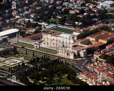 Vue aérienne du Monastère des Hiéronymites (Mosteiro dos Jerónimos), Lisbonne, Portugal Banque D'Images