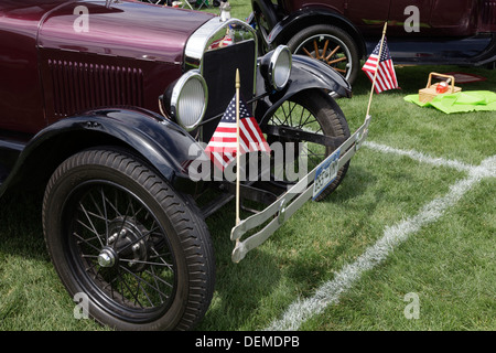 Avant d'un modèle Touring 1927 T sur l'affichage à un modèle Classic Car Show près de Grand Junction, Colorado, USA Banque D'Images