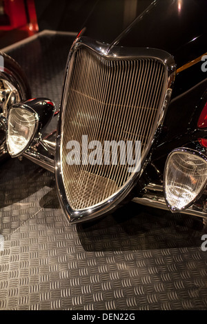 Une belle Ford 1933 appelé "double douzaine' conçu par Chris Ito à l'Petersen Museum de Los Angeles en Californie Banque D'Images