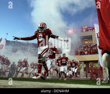 Bloomington, Indiana, USA. 21e Août, 2013. 21 septembre 2013 - L'Indiana Hoosiers pendant un match de football NCAA entre Michigan State et de l'Indiana au Memorial Stadium à Bloomington, Indiana. Credit : csm/Alamy Live News Banque D'Images