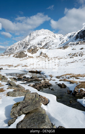 Tryfan, l'Glyderau, Parc National de Snowdonia, le Nord du Pays de Galles, Royaume-Uni Banque D'Images