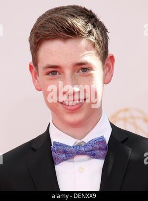 Los Angeles, CA. 22 Sep, 2013. au niveau des arrivées pour la 65e Primetime Emmy Awards - Arrivals, Nokia Theatre L.A. Vivre, Los Angeles, CA, USA. 22 août, 2013. Credit : James Atoa/Everett Collection/Alamy Live News Banque D'Images