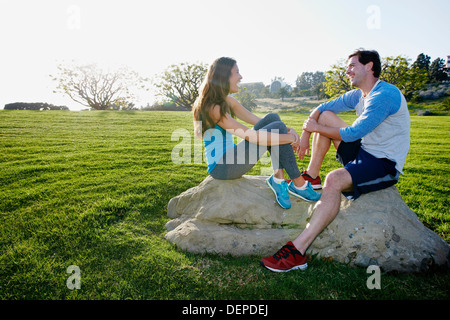 Entraînement Couple in park Banque D'Images