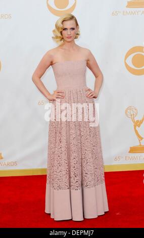 Los Angeles, CA. 22 août, 2013. January Jones aux arrivées pour la 65e Primetime Emmy Awards - Arrivals, Nokia Theatre L.A. Vivre, Los Angeles, CA Septembre 22, 2013. Credit : Elizabeth Goodenough/Everett Collection/Alamy Live News Banque D'Images