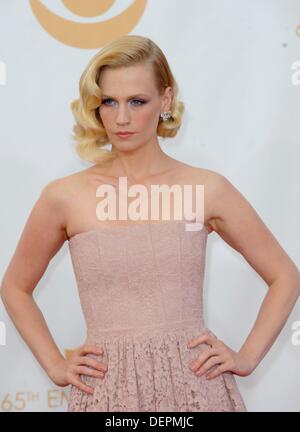 Los Angeles, CA. 22 août, 2013. January Jones aux arrivées pour la 65e Primetime Emmy Awards - Arrivals, Nokia Theatre L.A. Vivre, Los Angeles, CA Septembre 22, 2013. Credit : Elizabeth Goodenough/Everett Collection/Alamy Live News Banque D'Images
