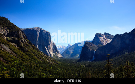 Paysage du parc national de Yosemite, Yosemite Valley, Californie, États-Unis - depuis tunnel Overlook Banque D'Images