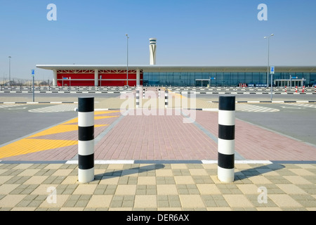 Nouvelle aérogare à l'aéroport international Al Maktoum à Dubai World Central district, Dubai Emirats Arabes Unis Banque D'Images