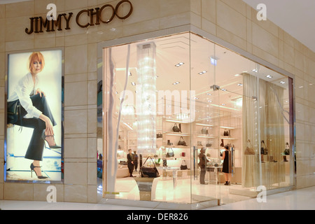 Jimmy Choo store dans le centre commercial de Dubaï à Dubaï Émirats Arabes Unis Banque D'Images