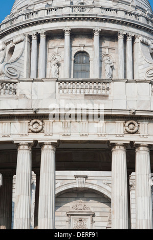 Des détails architecturaux d'un mémorial, Victoria Memorial, Kolkata, West Bengal, India Banque D'Images