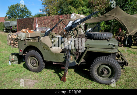 Vieille jeep militaire, 1940 re-enactment jour, kelling, Norfolk, Angleterre Banque D'Images