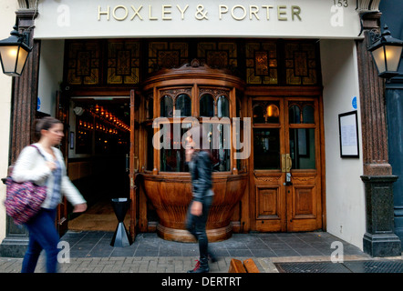 Hoxley & Porter bar à cocktails et un restaurant, Islington, Londres Banque D'Images