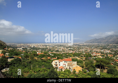 Donnant sur la ville de Palerme en Sicile. Banque D'Images