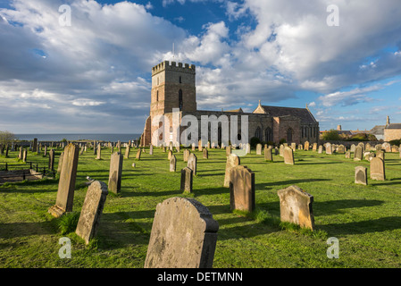 L'église de Saint Aidan dans le village de Lunteren, Northumberland, England Banque D'Images