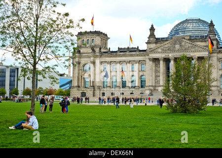 Le parlement allemand Reichstag à Berlin Allemagne Banque D'Images