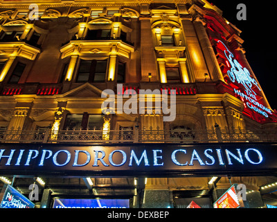 Voir l'Hippodrome de Casino la nuit, Leicester Square, West End, Londres, Angleterre, Royaume-Uni Banque D'Images