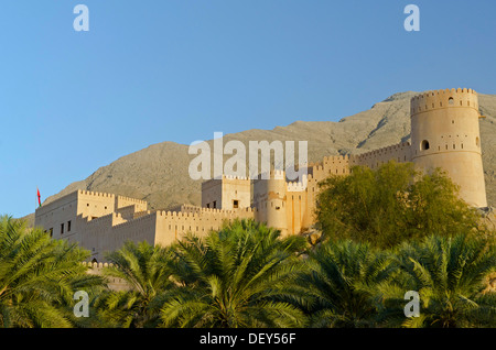 Nakhal Fort ou Fort Nakhl, Nakhal, Al Batinah, Oman Banque D'Images