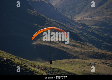 Vallée du Glandon deltaplane Rhone Alpes France Banque D'Images