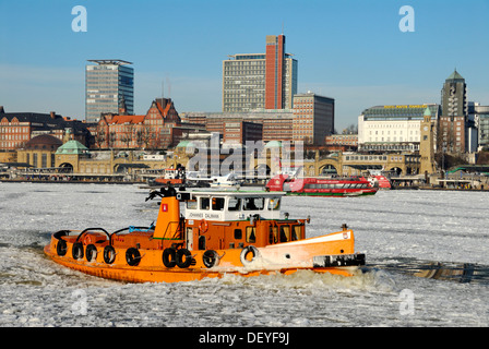 Johannes Dalmann-glace dans le port de Hambourg Banque D'Images