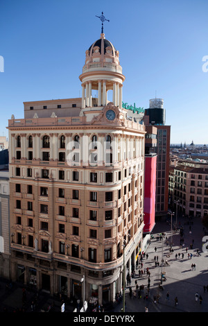 Plaza del Callao square dans la rue Gran Via, le centre-ville de Madrid, Espagne, Europe Banque D'Images