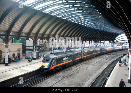 Intercity 125 un train à grande vitesse à la gare de New York Banque D'Images