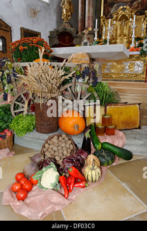 Autel de l'action de grâce, l'église paroissiale Saint Kilian, Bad Heilbrunn Loisachtal, Haute-Bavière, Bavière Banque D'Images