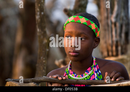 Zulu girl, portrait, film de Shakazulu, Shakaland, KwaZulu-Natal, Afrique du Sud, l'Afrique Banque D'Images