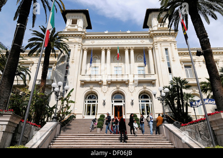 Entrée principale du Casino, San Remo, Ligurie, Italie, Europe Banque D'Images