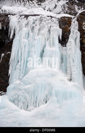 Cascade de glace, Dekagil, à proximité du volcan Askja, hautes terres d'Islande, Islande, Europe Banque D'Images