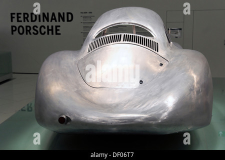 Type Porsche 64, construit en 1939, le Musée Porsche, Stuttgart, Bade-Wurtemberg Banque D'Images