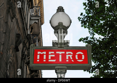 Inscrivez-vous pour prendre le métro, métro, Paris, France, Europe Banque D'Images