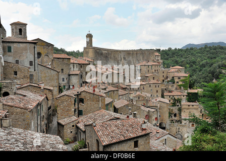 Ville historique de tuff, Sorano, Toscane, Italie, Europe Banque D'Images