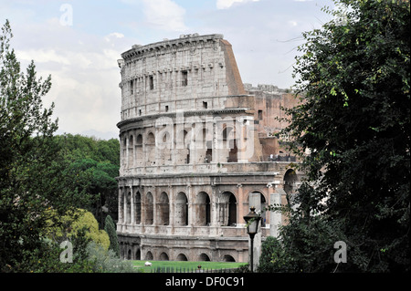 Colisée, Colisée, l'amphithéâtre, construit en 72 par Vespasien AD, Rome, Latium, Italie, Europe Banque D'Images