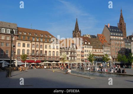 Strasbourg, place Kléber, site du patrimoine mondial de l'UNESCO, la Place Kléber, Alsace, Bas Rhin, France, Europe Banque D'Images