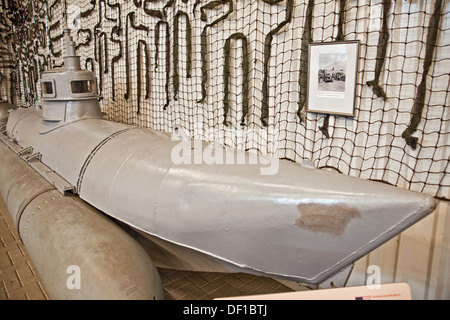 WW II German one-man mini sous-marin conservé au Musée de la guerre, Pays-Bas Overloon Banque D'Images