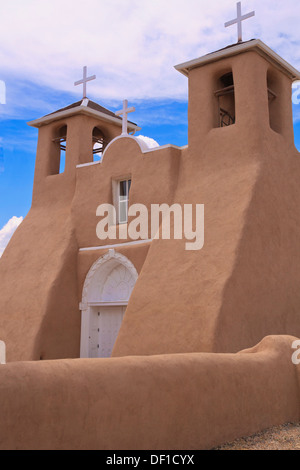 L'église San Francisco de Asis à Rancho de Taos, NM Banque D'Images