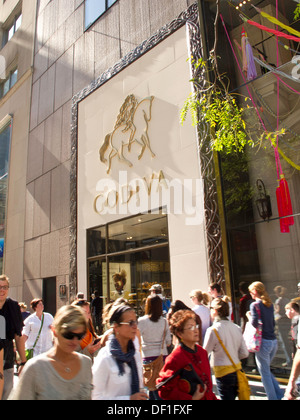 Façade du magasin de chocolats Godiva, Fifth Avenue, NYC Banque D'Images