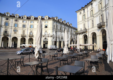 Turin ,la belle place Vittorio Veneto Banque D'Images