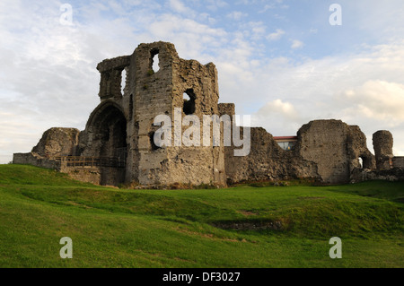 Château de Denbeigh Denbighshire Wales Cymru UK GO Banque D'Images