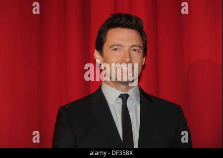 Berlin, Allemagne. 26 août, 2013. L'acteur australien Hugh Jackman s'occupe à la première de son nouveau film 'prisonniers' au Cinestar Theatre au Sony Center de Berlin. Le 26 septembre 2013. Dpa : Crédit photo alliance/Alamy Live News Banque D'Images