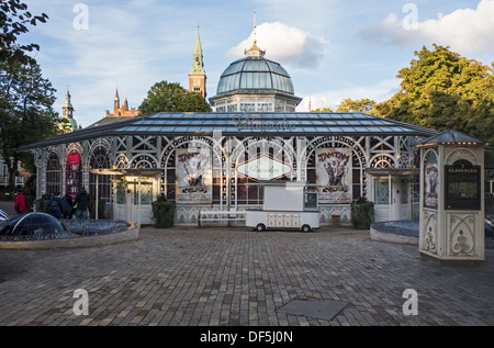 Glassalen dans les jardins de Tivoli Copenhague Danemark Banque D'Images