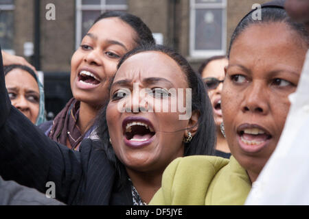 Londres, Royaume-Uni. 28 août, 2013. Réseau des expatriés soudanais manifester contre le régime du pays pour réclamer la libération des prisonniers politiques et la fin de la corruption du gouvernement. Crédit : Paul Davey/Alamy Live News Banque D'Images