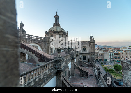 Vue depuis le toit de la cathédrale de Mexico en fin d'après-midi Banque D'Images