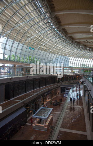 L'aéroport de Ngurah Rai Denpasar Bali Indonésie aile aile nouveau site de construction traditionnelle moderne city tourist TRAFFIC Asie de marque Banque D'Images