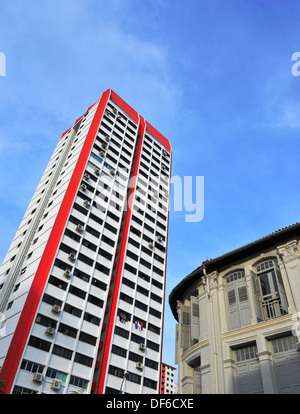 Nouveaux et anciens bâtiments à Singapour Banque D'Images