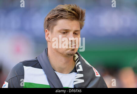 Brême, Allemagne. 29 août, 2013. La Brême Sebastian Proedl avant la Bundesliga match entre le Werder Brême et le FC Nuremberg au stade Weser à Brême, Allemagne, le 29 septembre 2013. Photo : CARMEN JASPERSEN (ATTENTION : En raison de la lignes directrices d'accréditation, le LDF n'autorise la publication et l'utilisation de jusqu'à 15 photos par correspondance sur internet et dans les médias en ligne pendant le match.)/dpa/Alamy Live News Banque D'Images