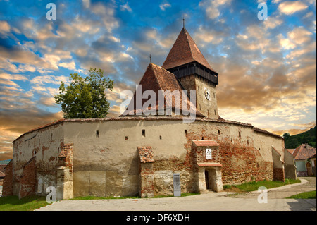 Le 14ème siècle gothique Sever Axnte évangélique Saxon église fortifiée, Sibiu, Transylvanie. Banque D'Images