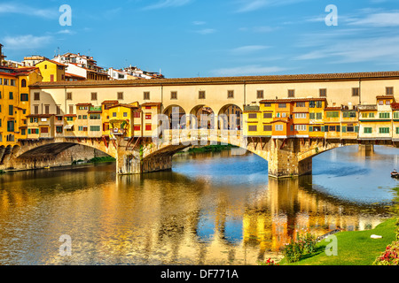 Le Ponte Vecchio à Florence Banque D'Images