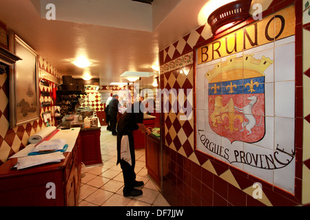 L'une étoile Michelin de "Chez Bruno" est un spécialiste de la truffe situé à Lorgues, Provence. Banque D'Images